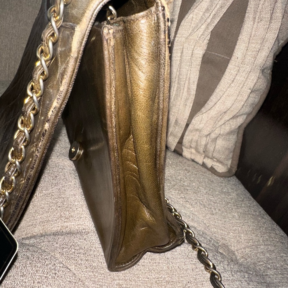 Chanel Crossbody - Picture 4 of 4